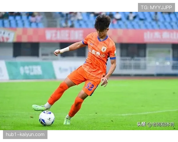 泰山李小恒或改踢边翼卫 谢文能停赛催生位置漂流实验